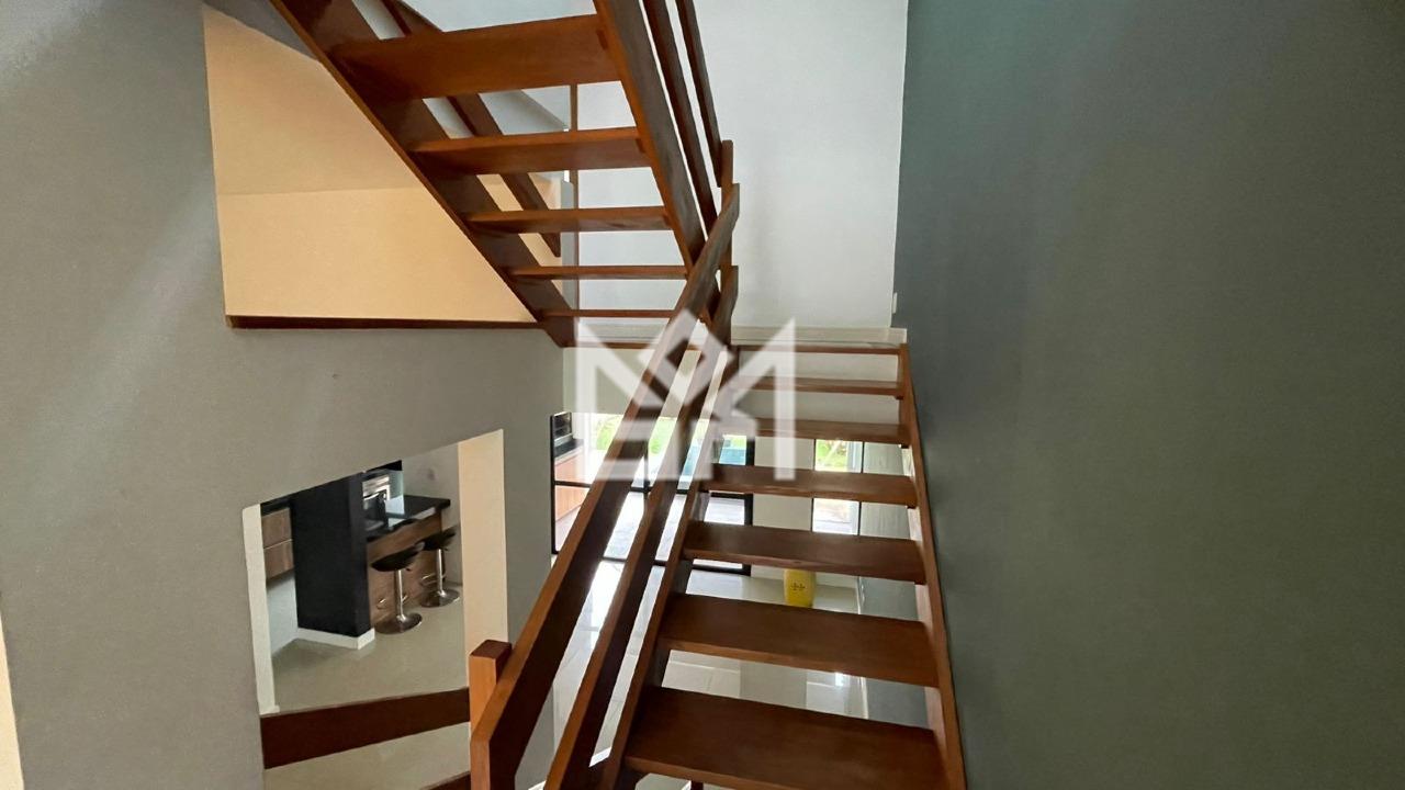 Casa com 3 quartos para aluguel, 200m² - Vila Nova - Porto Alegre: 