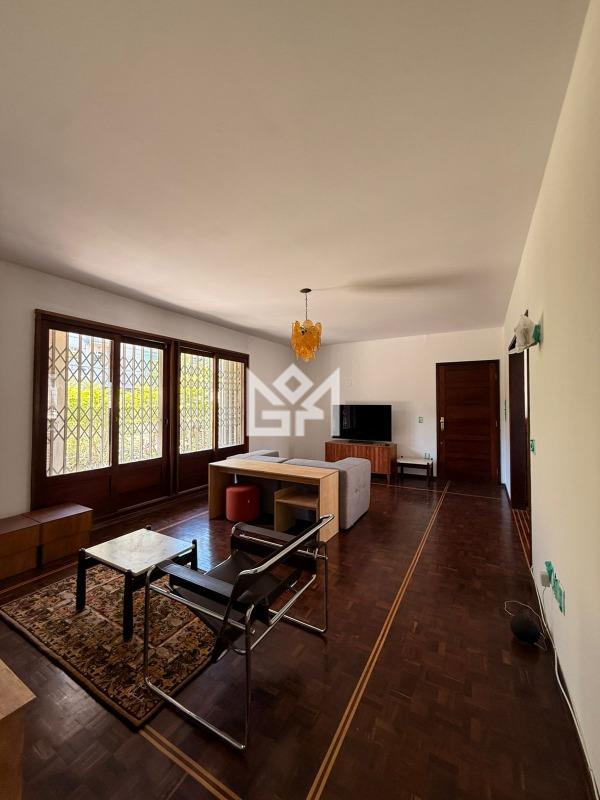 Apartamento com 3 quartos para aluguel, 80m² - Petrópolis - Porto Alegre: 