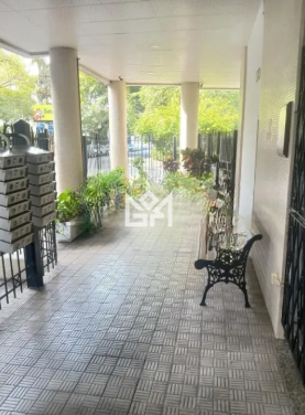 Apartamento com 3 quartos para aluguel, 178m² - Rio Branco - Porto Alegre: 