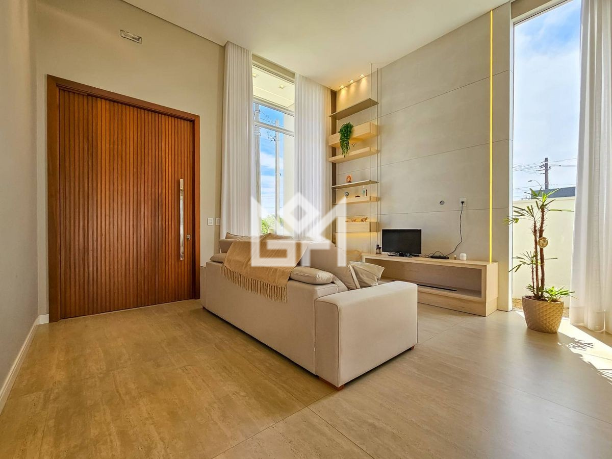 Casa com 3 quartos à venda, 185m² - Centro - Gravataí: 