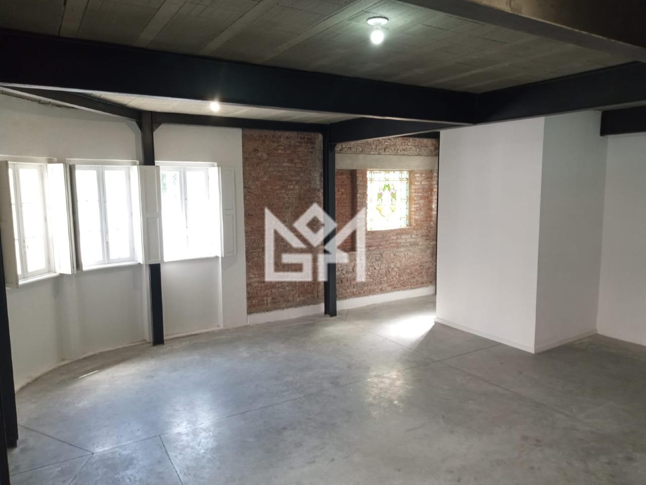 Sobrado com para aluguel, 215m² - Centro Histórico - Porto Alegre: 