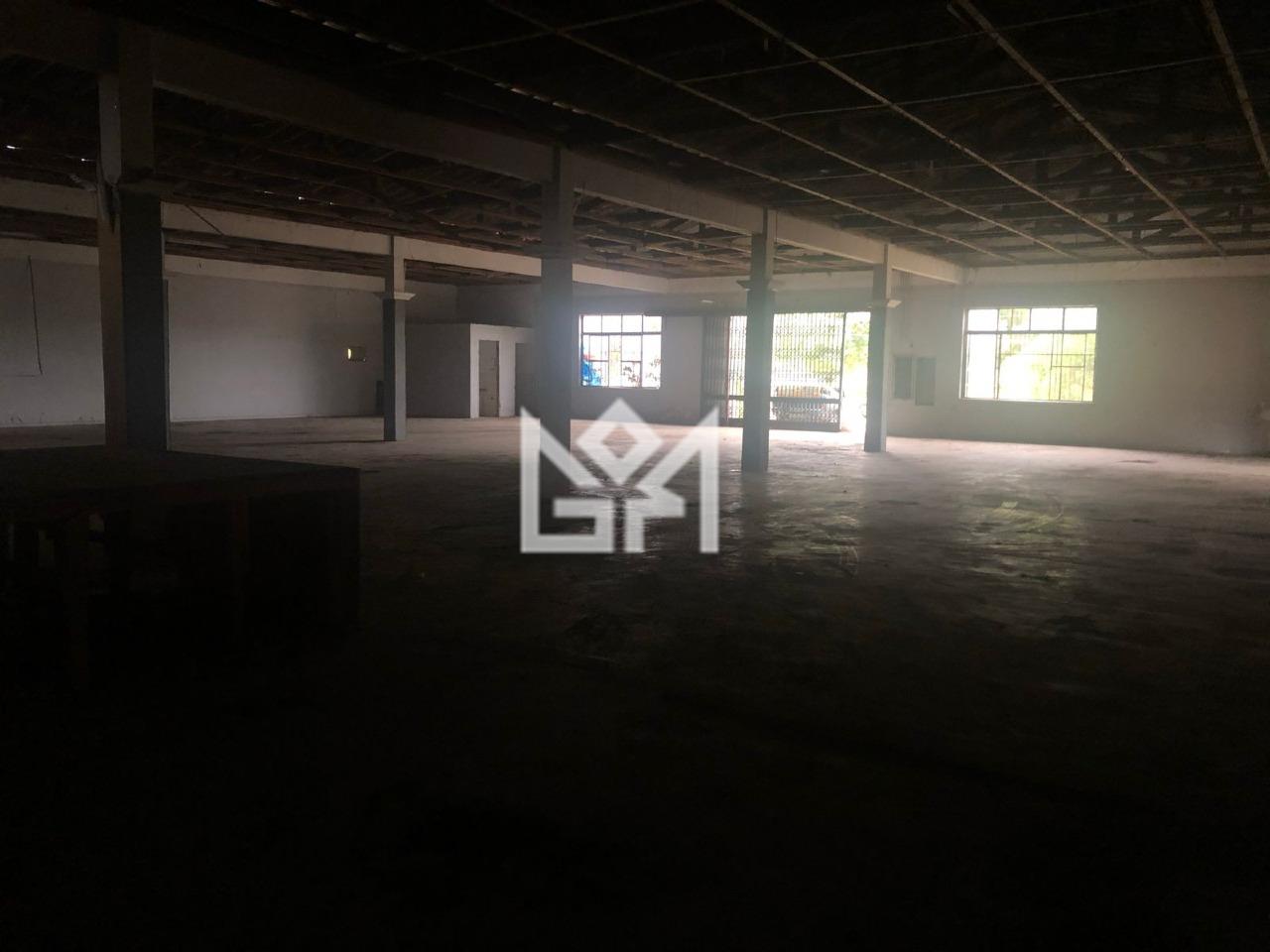 Pavilhão/Galpão/Depósito/Armazém com para aluguel, 740m² - Rubem Berta - Porto Alegre: 