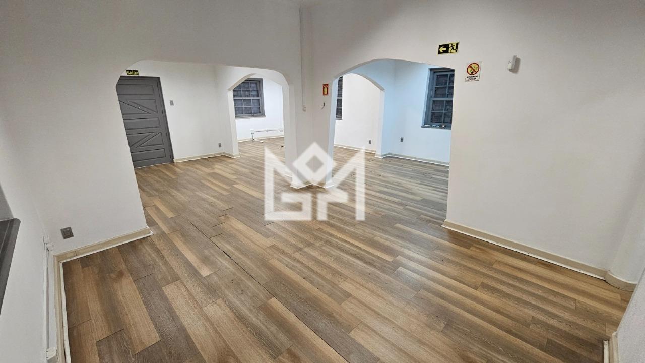 Casa com 2 quartos para aluguel, 210m² - São João - Porto Alegre: 