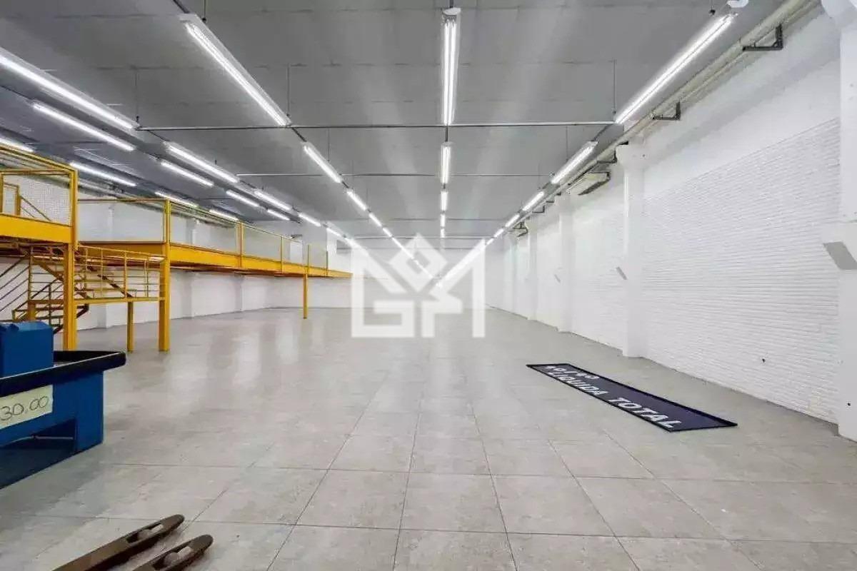 Pavilhão/Galpão/Depósito/Armazém com para aluguel, 730m² - Navegantes - Porto Alegre: 