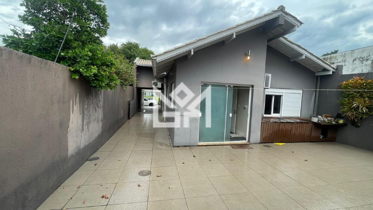 Casa com 2 quartos para aluguel, 175m² - Santa Maria Goretti - Porto Alegre: 