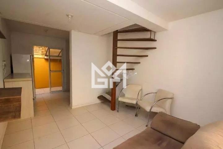 Sobrado com 3 quartos à venda, 80m² - Santa Tereza - Porto Alegre: 