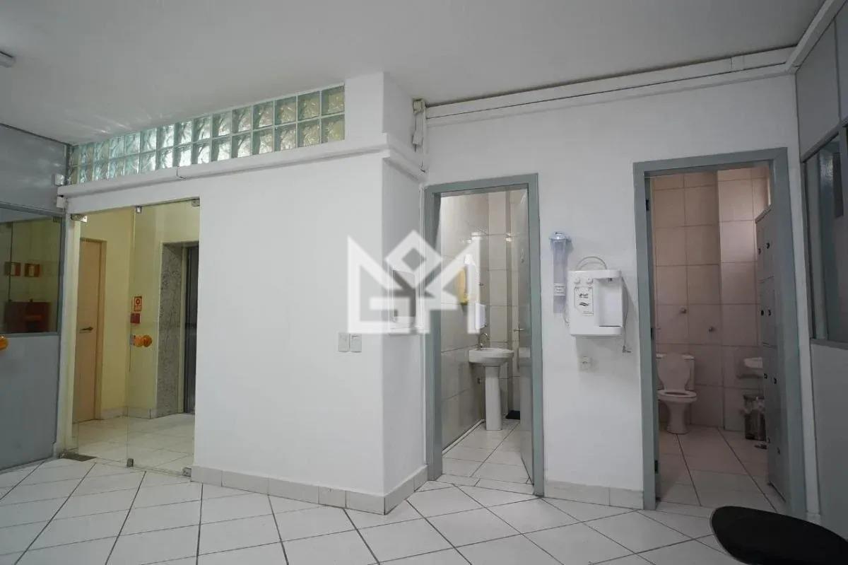 Sala/Conjunto Comercial com para aluguel, 157m² - Centro Histórico - Porto Alegre: 