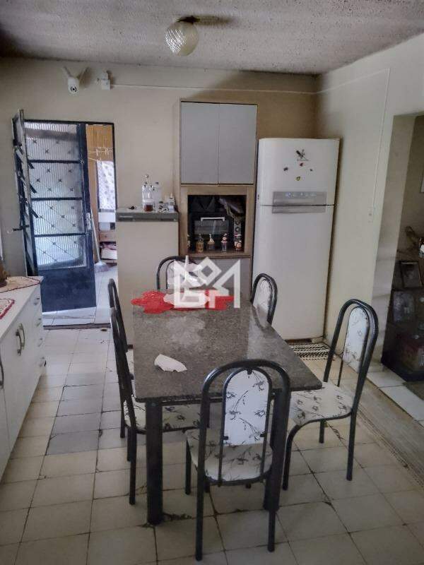Casa com 4 quartos à venda, 80m² - Monte Belo - Gravataí: 