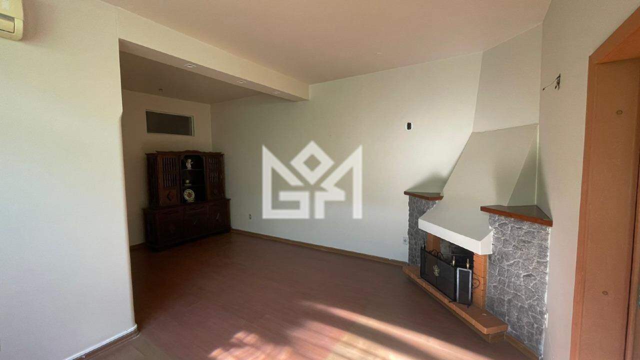Casa com 3 quartos à venda, 350m² - Partenon - Porto Alegre: 