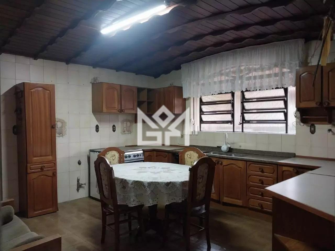 Casa com 3 quartos para aluguel, 278m² - Vera Cruz - Gravataí: 