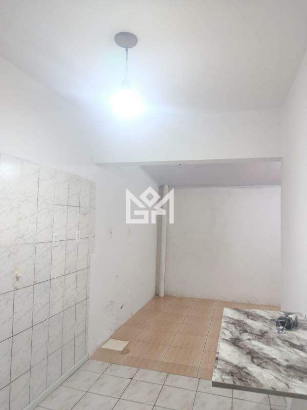 Sobrado com 2 quartos para aluguel, 56m² - São Vicente - Gravataí: 