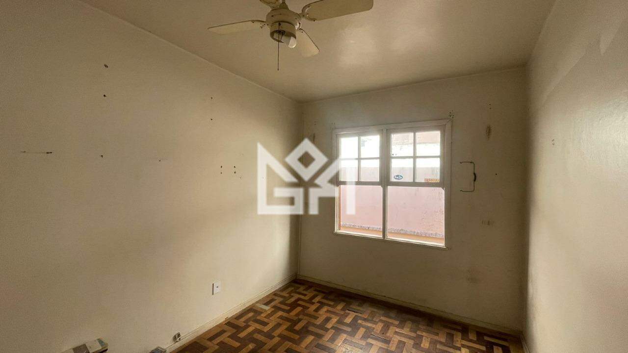 Casa com 2 quartos para aluguel, 90m² - Auxiliadora - Porto Alegre: 