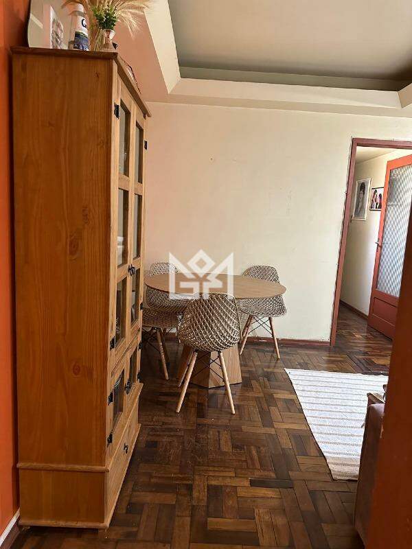 Apartamento com 3 quartos à venda, 92m² - Santa Cecília - Porto Alegre: 