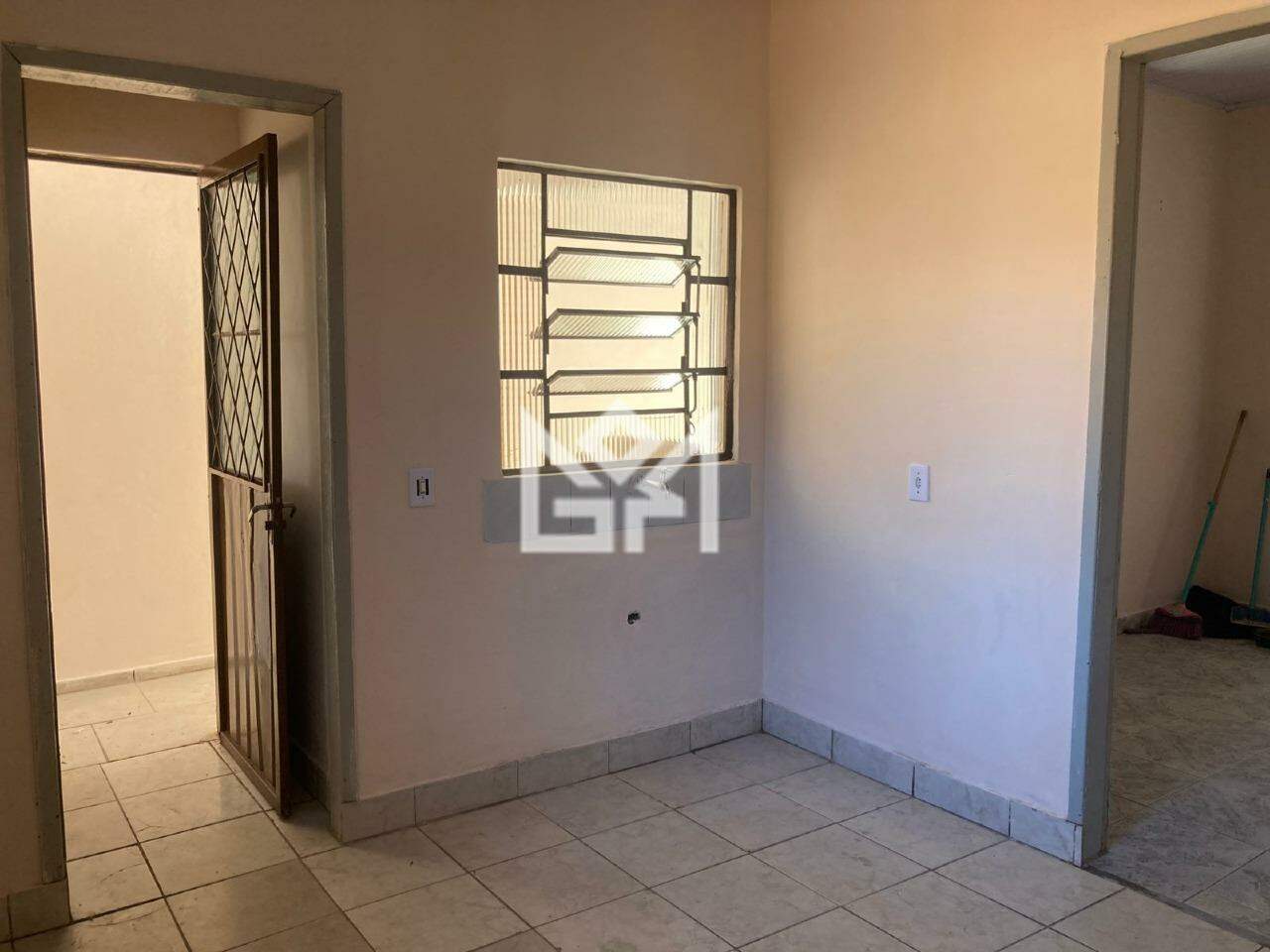Casa com 2 quartos para aluguel, 50m² - Bom Sucesso - Gravataí: 