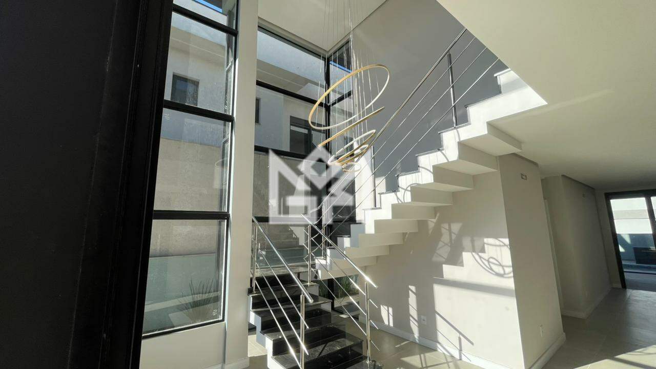 Sobrado com à venda, 251m² - Distrito Industrial - Cachoeirinha: 