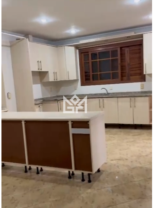Casa com 3 quartos à venda, 394,58m² - Vila Eunice Nova - Cachoeirinha: 