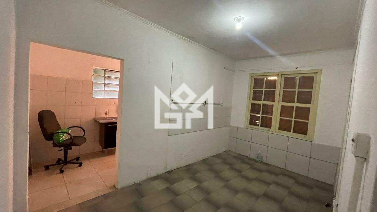 Casa com 2 quartos para aluguel, 90m² - Auxiliadora - Porto Alegre: 