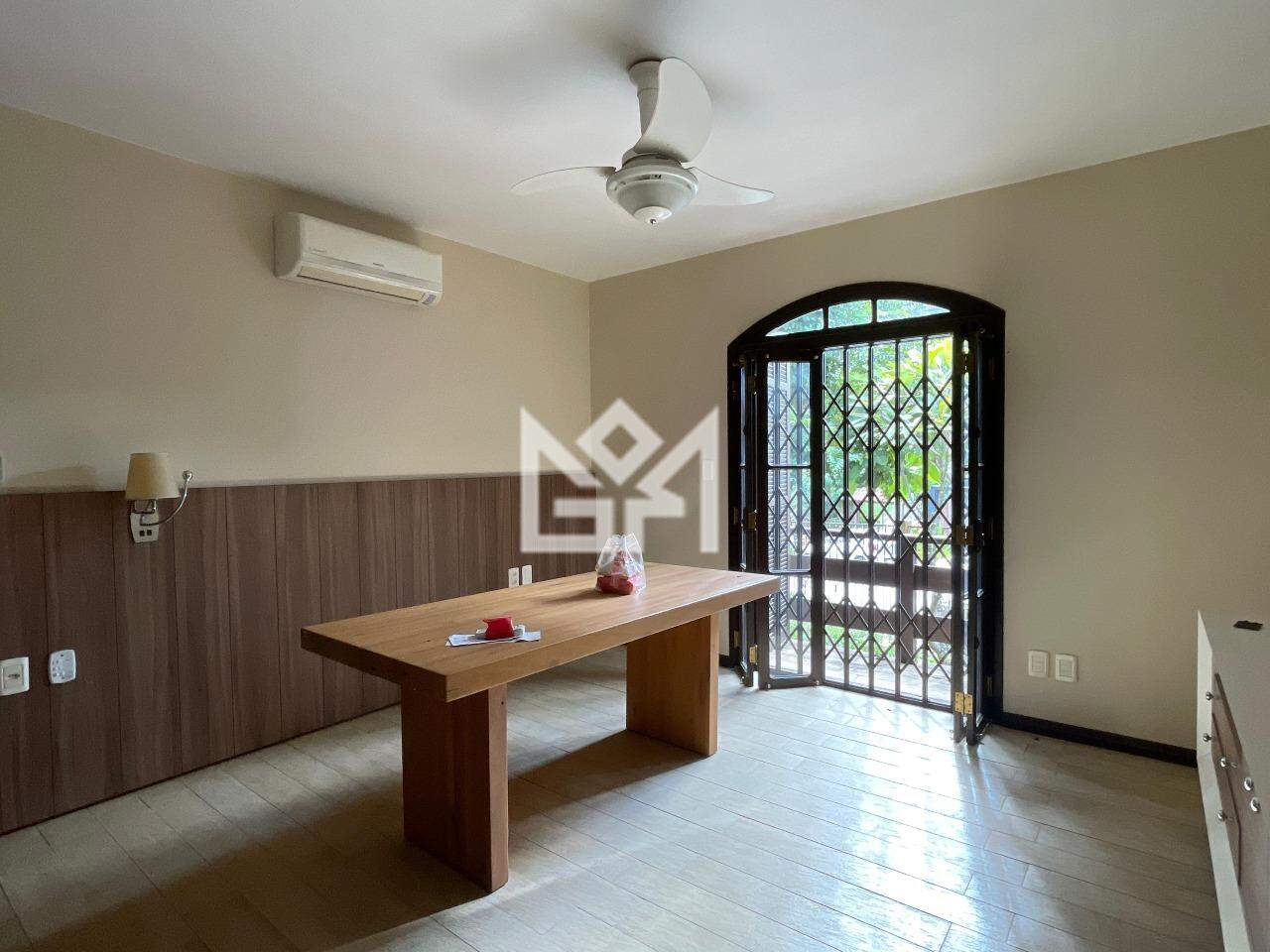 Casa com 4 quartos para aluguel, 250m² - Salgado Filho - Gravataí: 