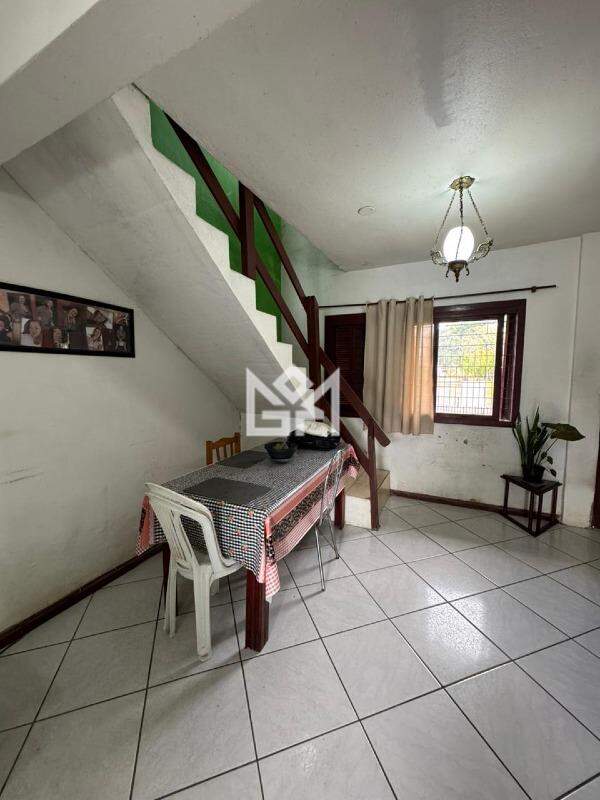 Casa com 5 quartos à venda, 300m² - Sarandi - Porto Alegre: 