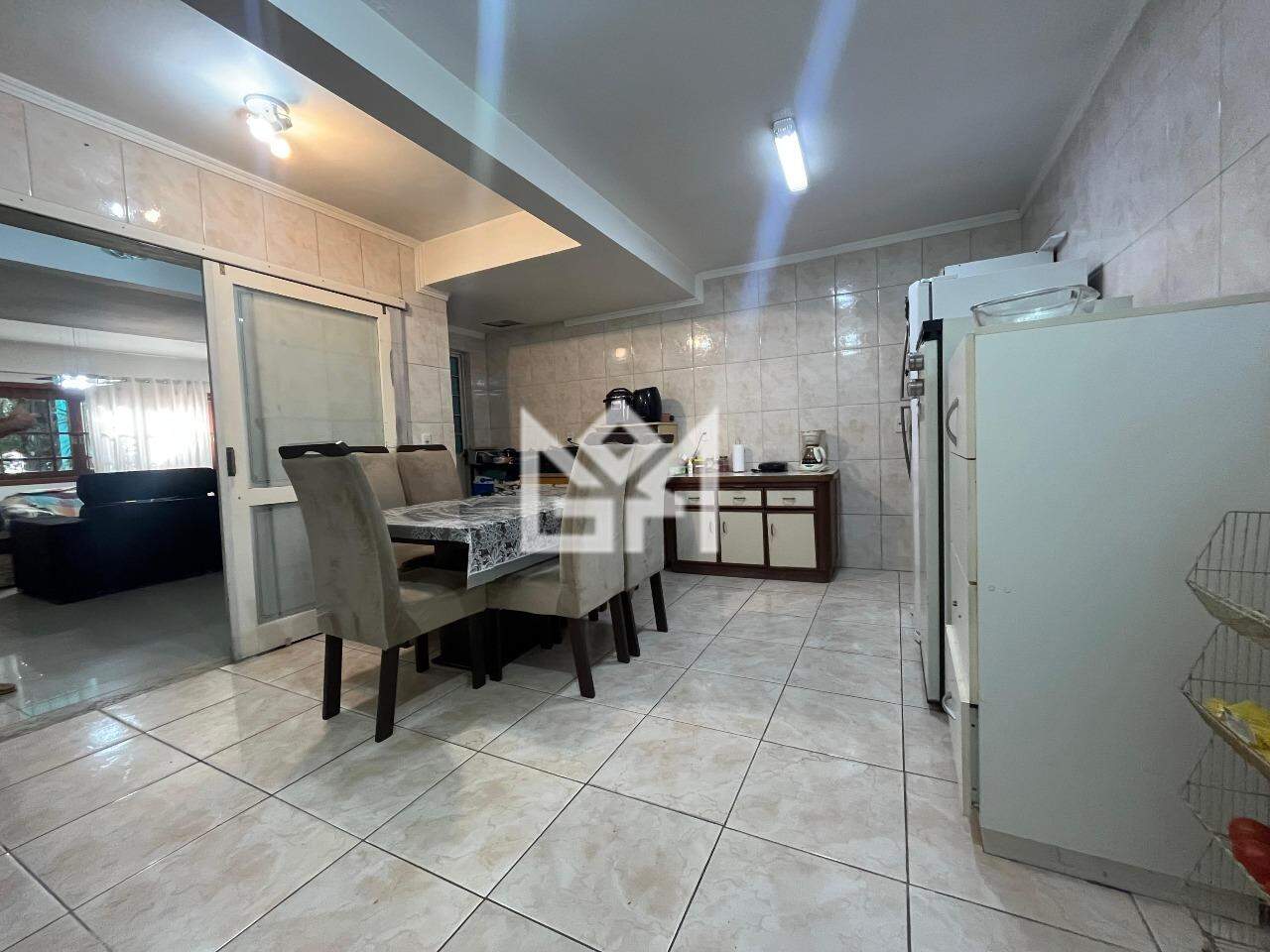 Casa com 3 quartos à venda, 250m² - Partenon - Porto Alegre: 