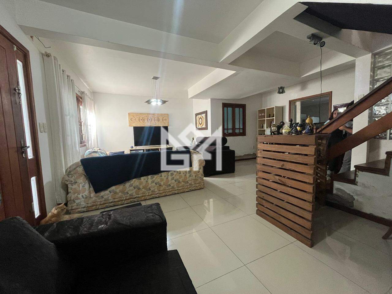 Casa com 3 quartos à venda, 250m² - Partenon - Porto Alegre: 