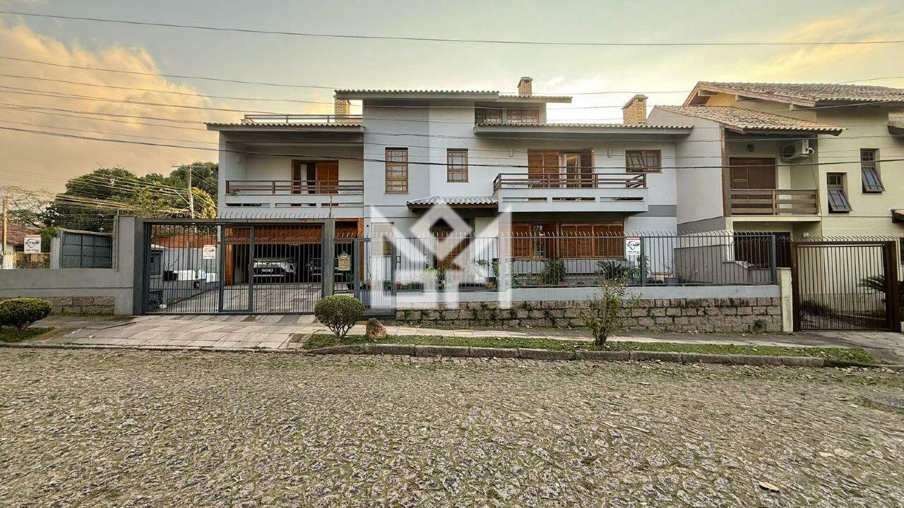 Casa com 3 quartos à venda, 264m² - Ipanema - Porto Alegre: 