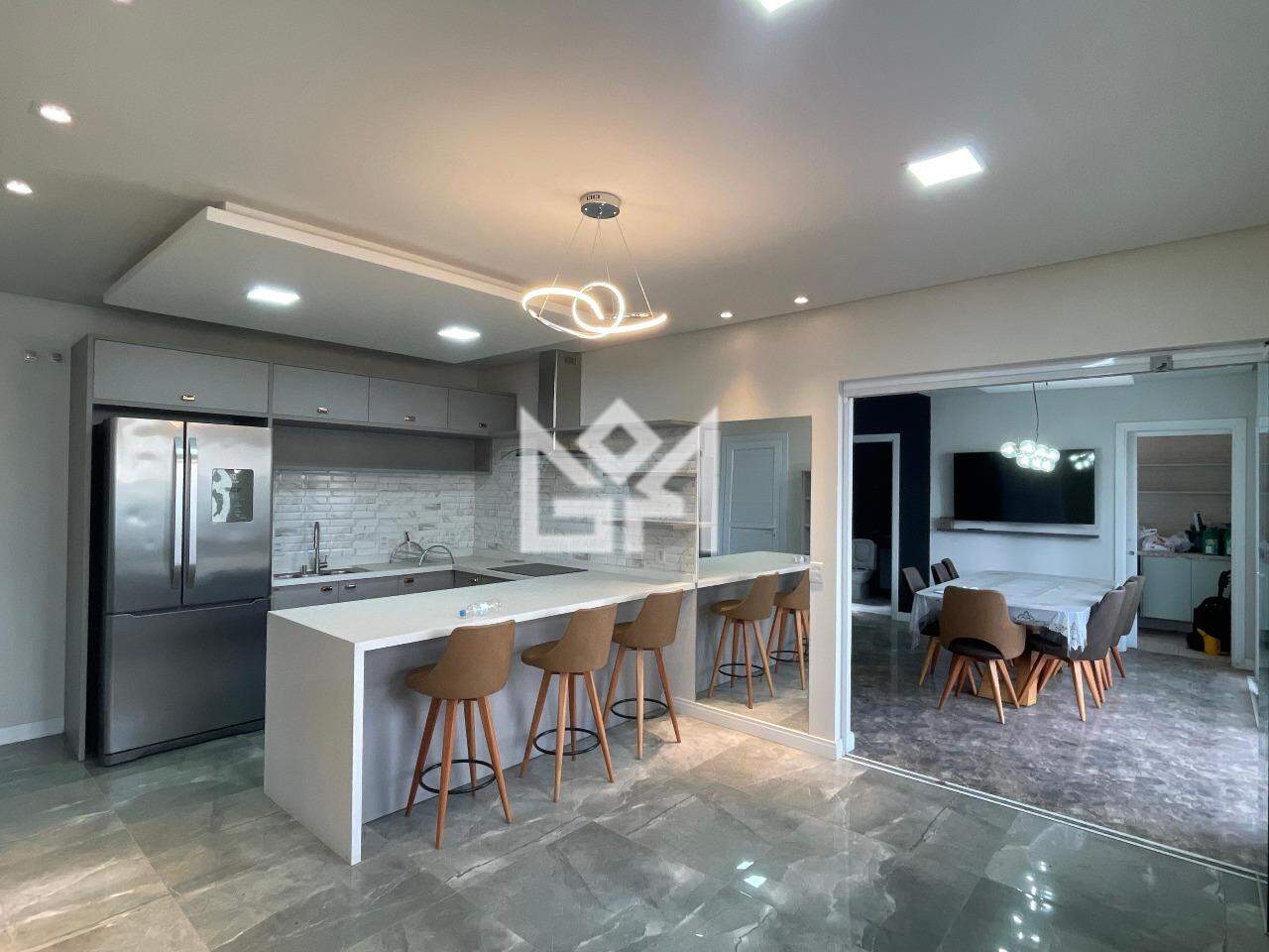 Sobrado com 5 quartos à venda, 272m² - Centro - Gravataí: 