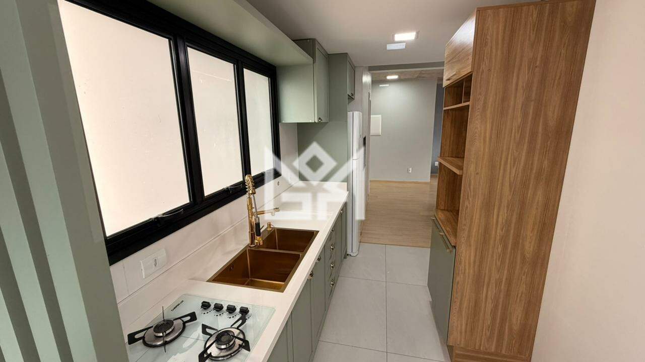 Apartamento com 2 quartos para aluguel, 70m² - Vila Eunice Nova - Cachoeirinha: 