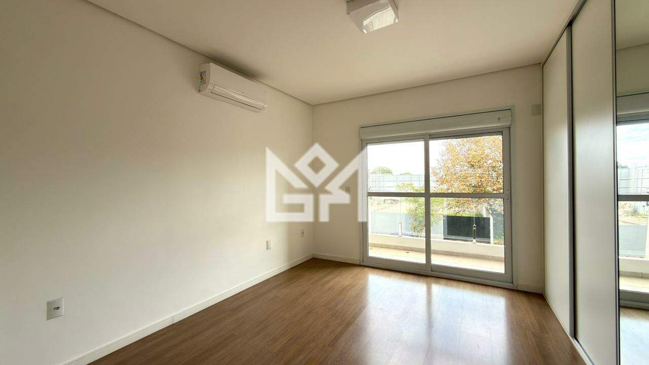 Sobrado com 2 quartos à venda, 101,25m² - São José - Canoas: 