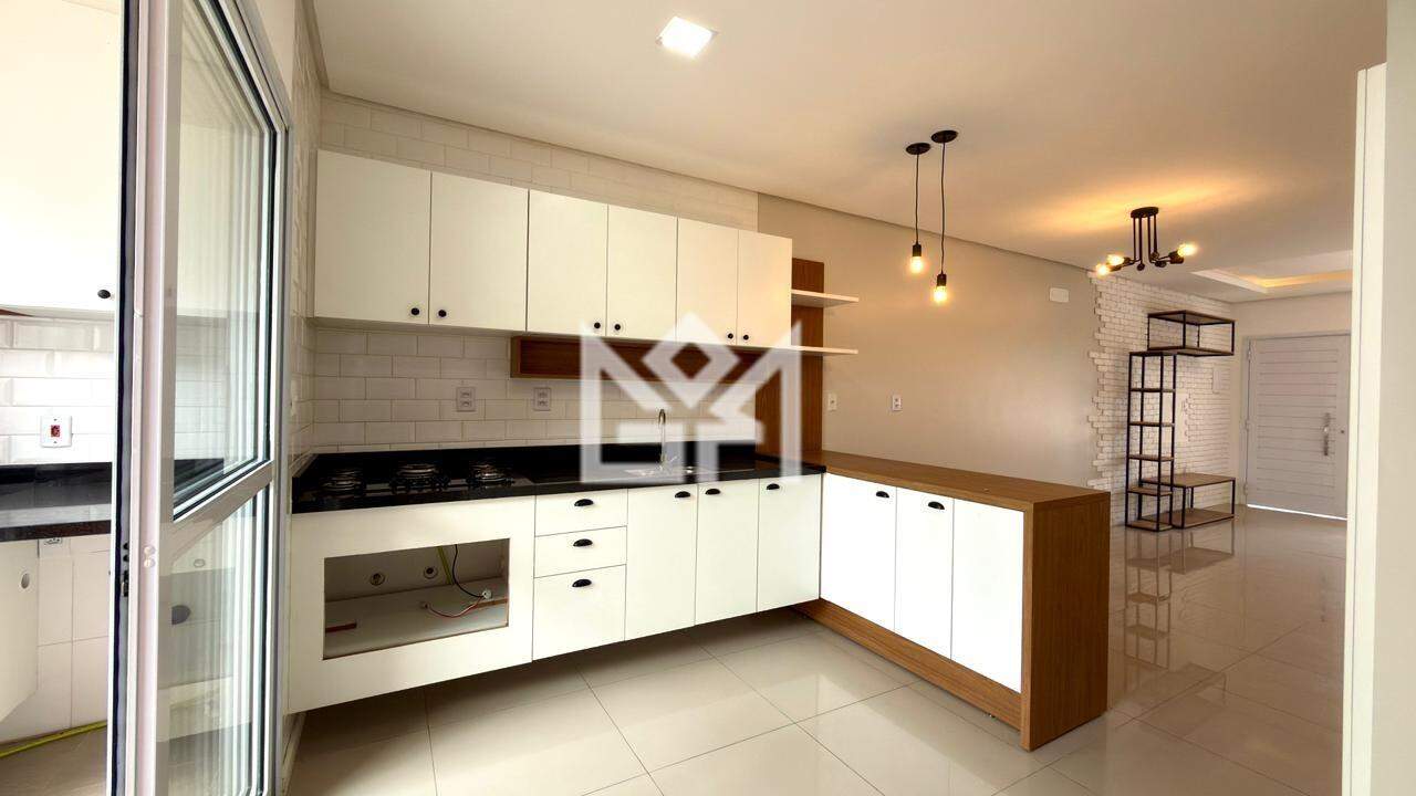 Sobrado com 2 quartos à venda, 101,25m² - São José - Canoas: 