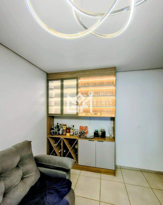 Sobrado com 3 quartos à venda, 300m² - Novo Esteio - Esteio: 