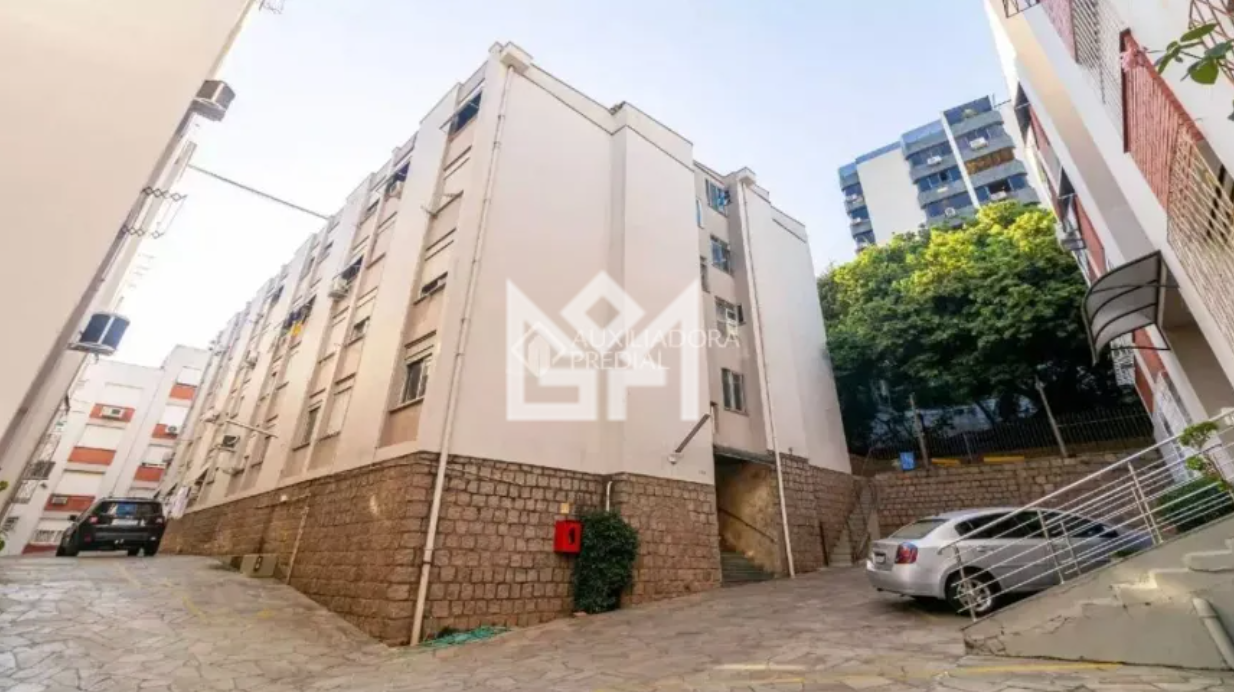 Apartamento com 2 quartos para aluguel, 55m² - Petrópolis - Porto Alegre: 