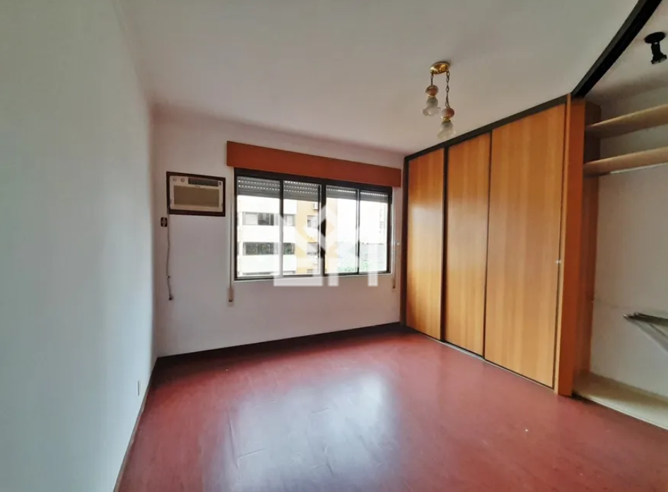 Casa com 3 quartos para aluguel, 159m² - Petrópolis - Porto Alegre: 