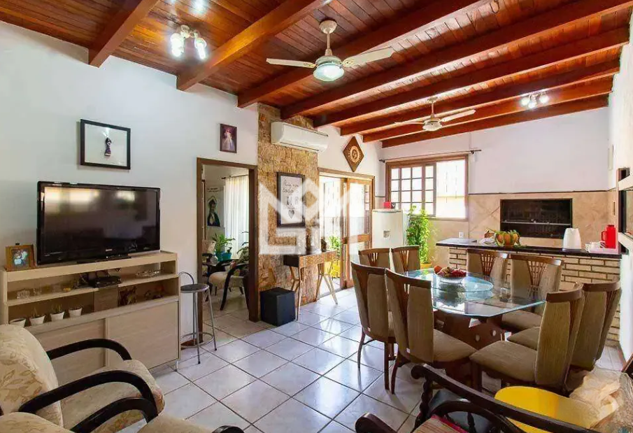 Casa com 4 quartos para aluguel, 240m² - Morro Santana - Porto Alegre: 