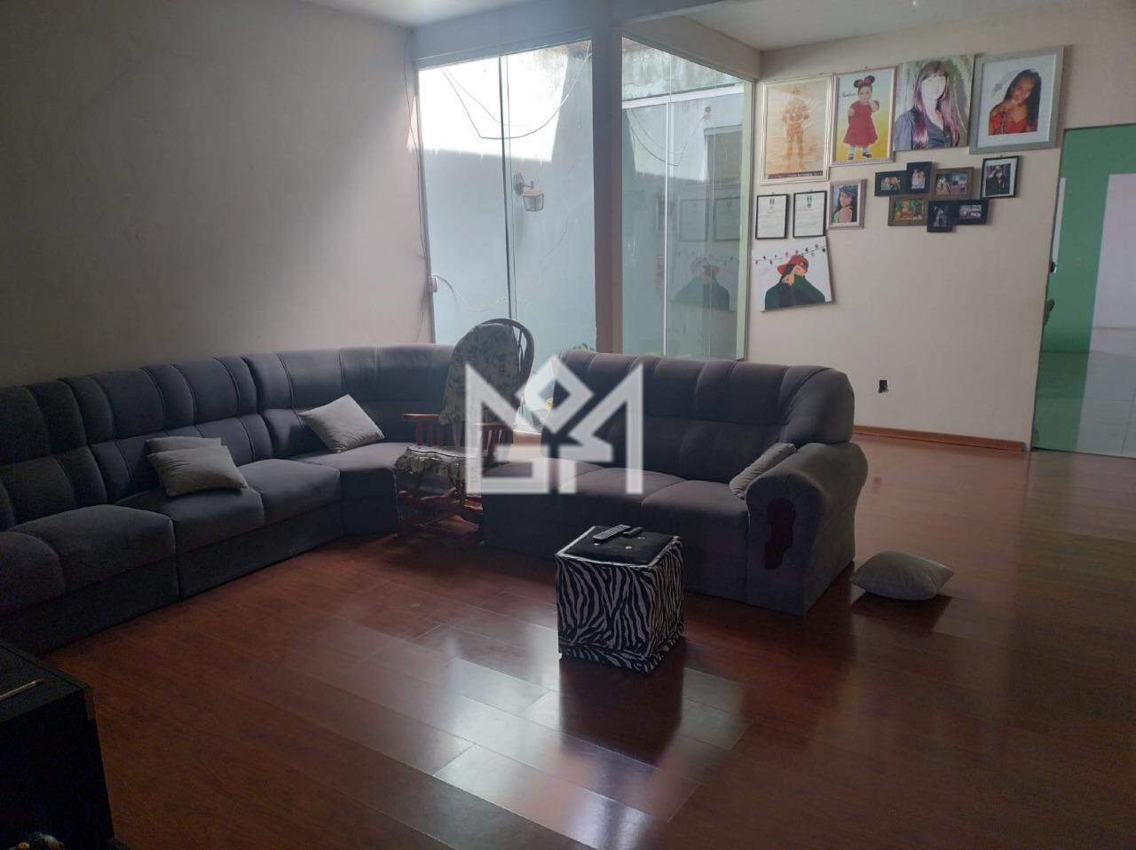 Sobrado com à venda, 200m² - Parque Ipiranga - Gravataí: 