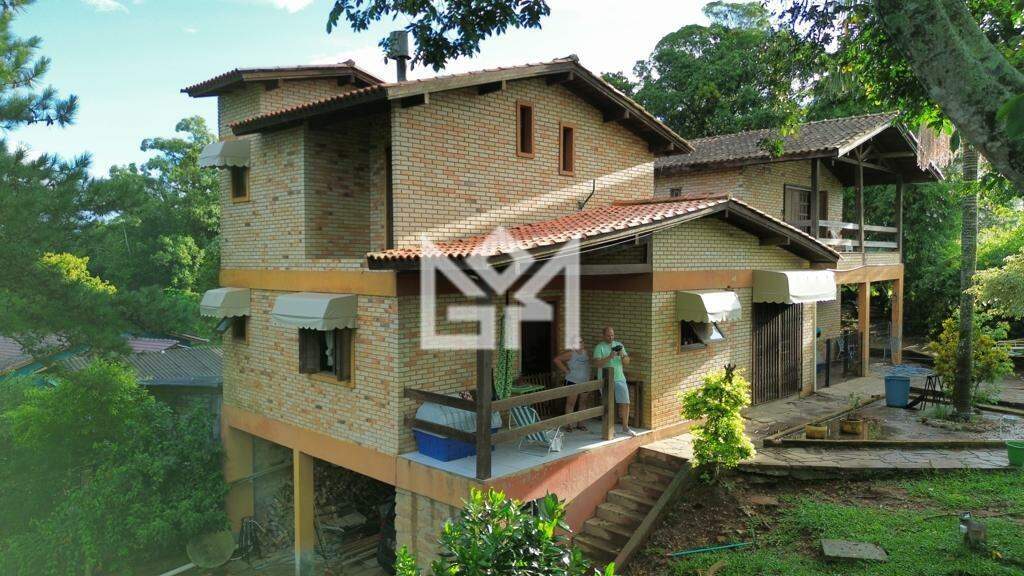 Casa com 4 quartos à venda, 120m² - Hípica - Porto Alegre: 