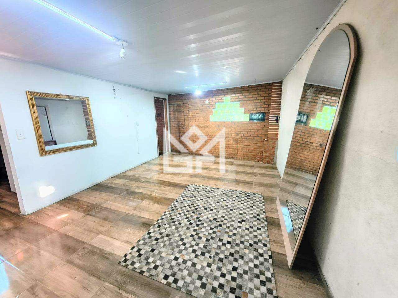 Casa com 2 quartos à venda, 70m² - Guajuviras - Canoas: 