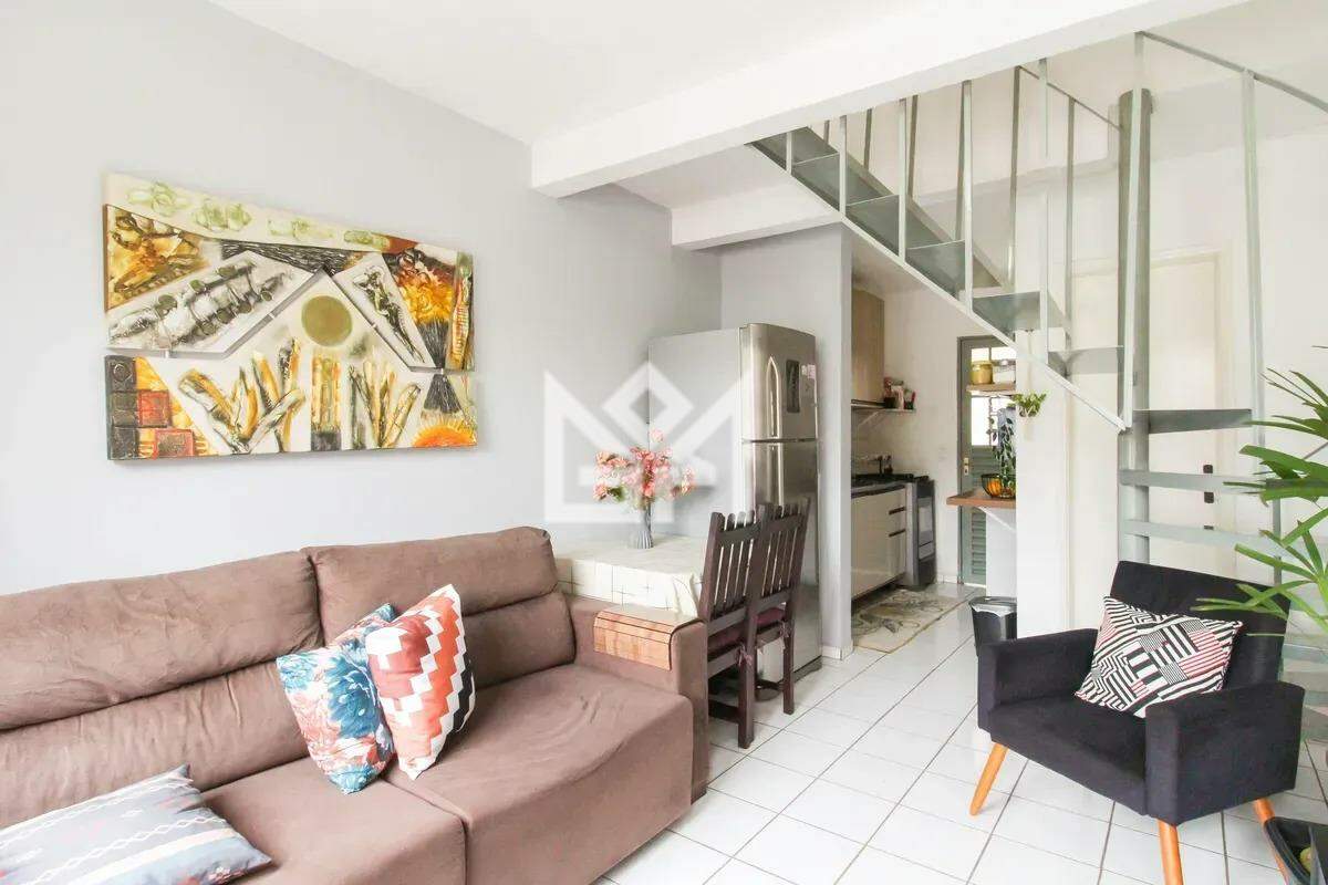 Casa com 2 quartos para aluguel, 45m² - Parque Marechal Rondon - Cachoeirinha: 