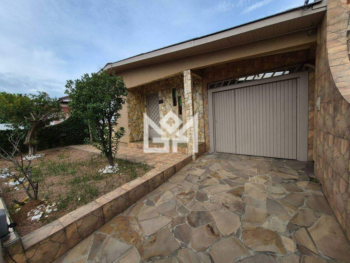 Casa com 3 quartos para aluguel, 180m² - Vila Princesa Izabel - Cachoeirinha: 