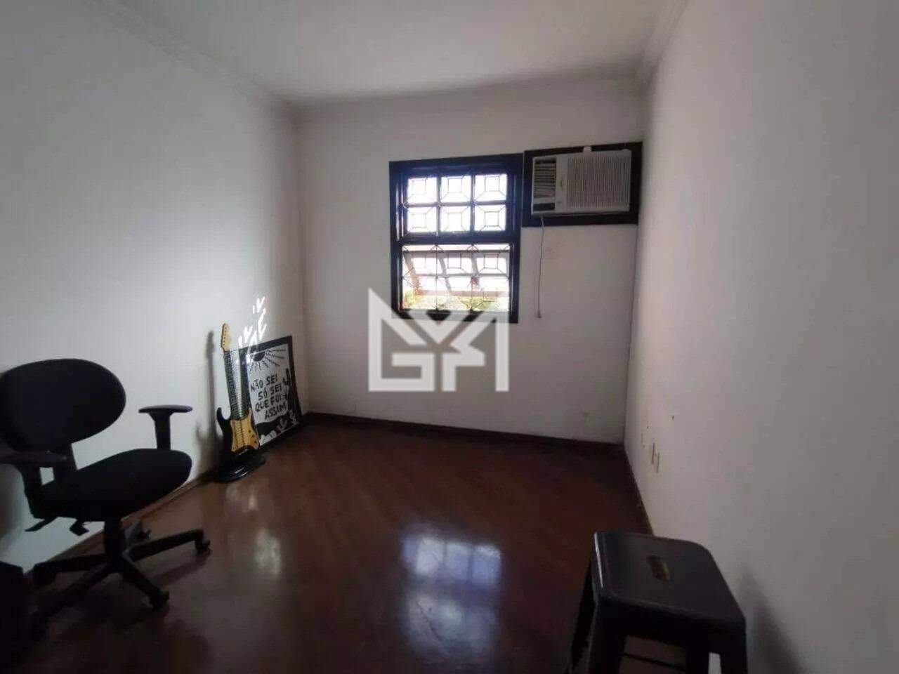 Sobrado com 6 quartos para aluguel, 582m² - Centro - Gravataí: 