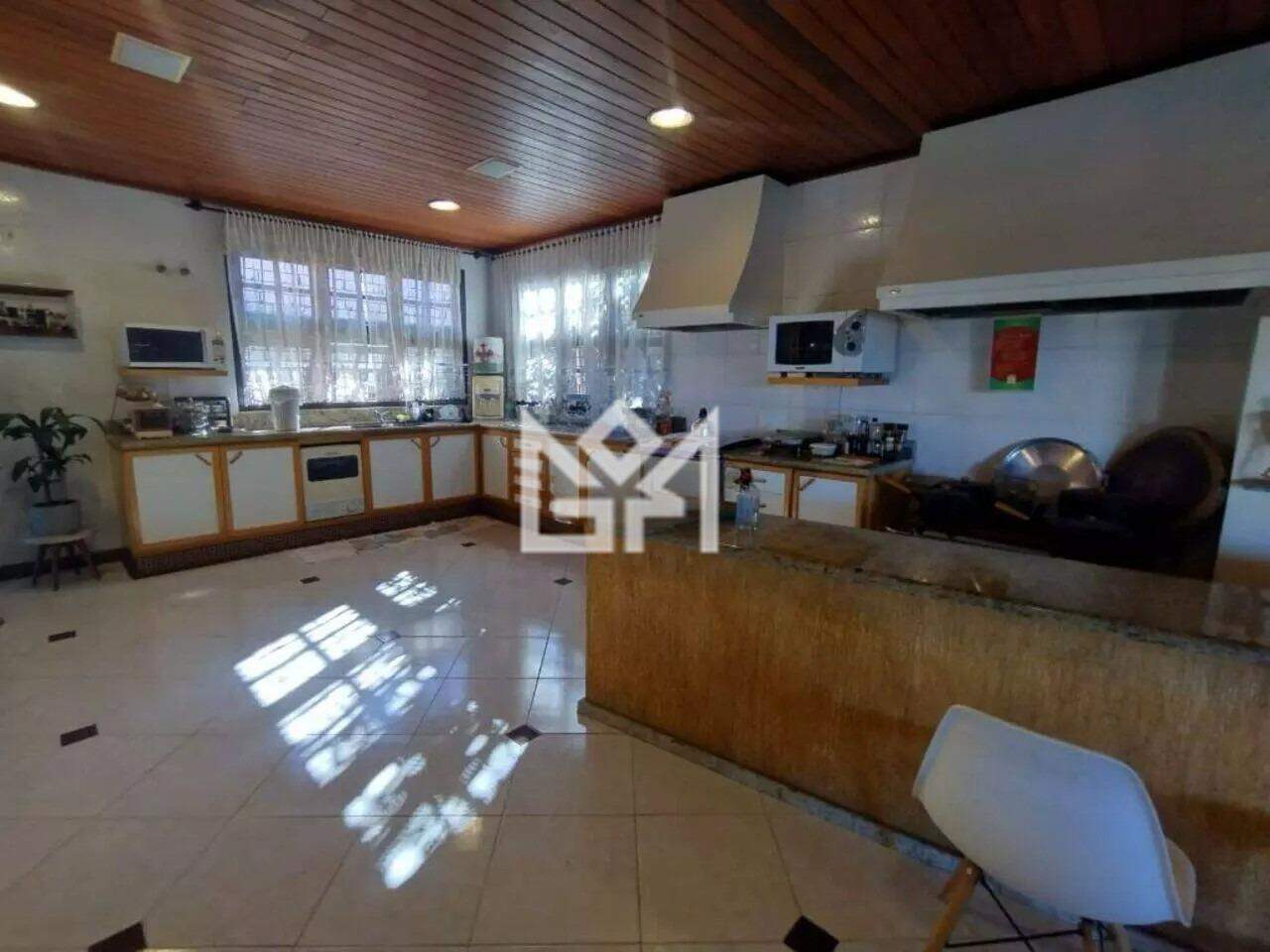 Sobrado com 6 quartos à venda, 582m² - Centro - Gravataí: 