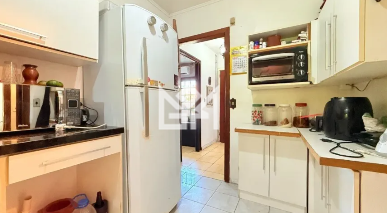 Casa com 4 quartos para aluguel, 150m² - Vila Nova - Porto Alegre: 