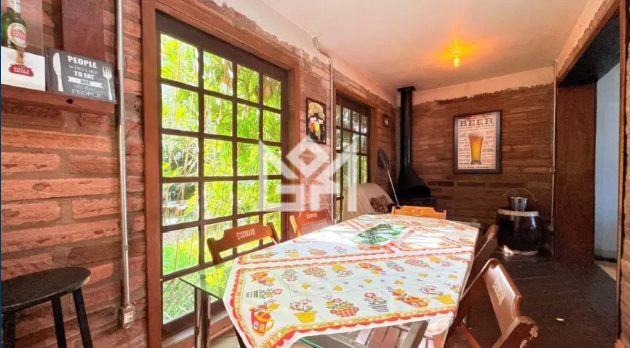 Casa com 4 quartos para aluguel, 150m² - Vila Nova - Porto Alegre: 
