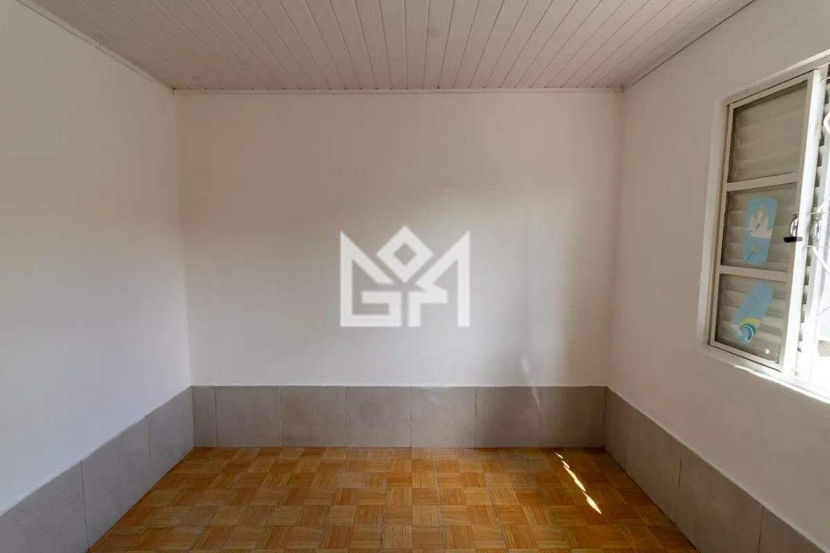 Casa com 2 quartos para aluguel, 75m² - Medianeira - Porto Alegre: 