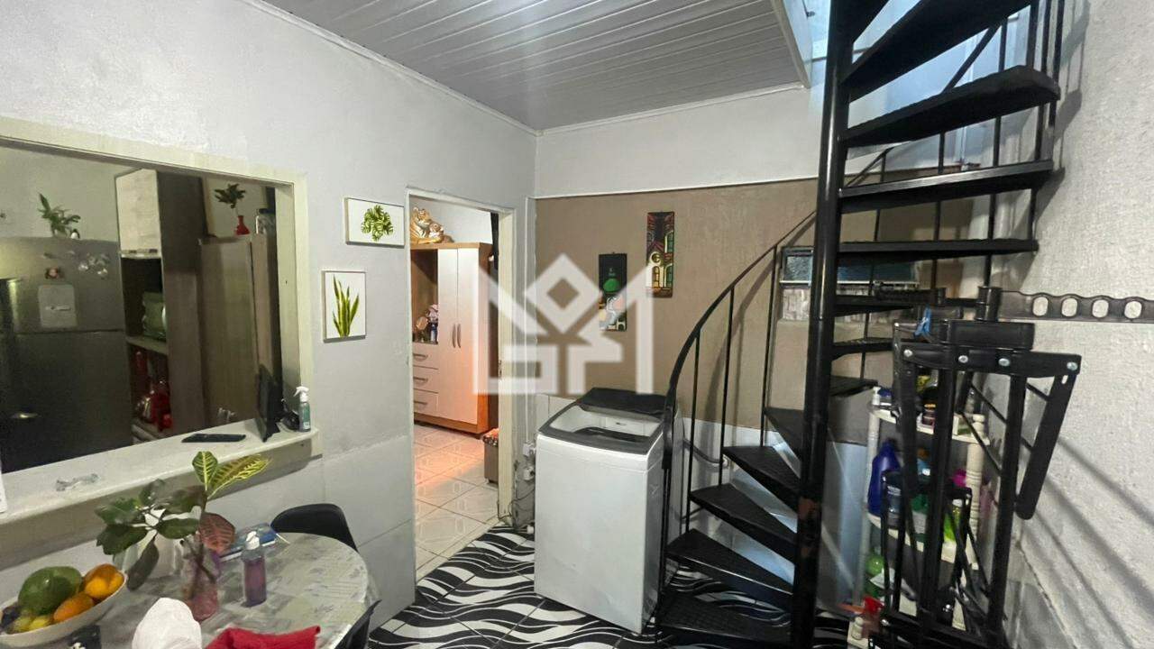 Casa com 3 quartos à venda, 80m² - Mário Quintana - Porto Alegre: 