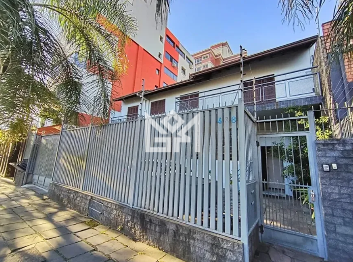 Casa com 3 quartos para aluguel, 150m² - Passo Da Areia - Porto Alegre: 