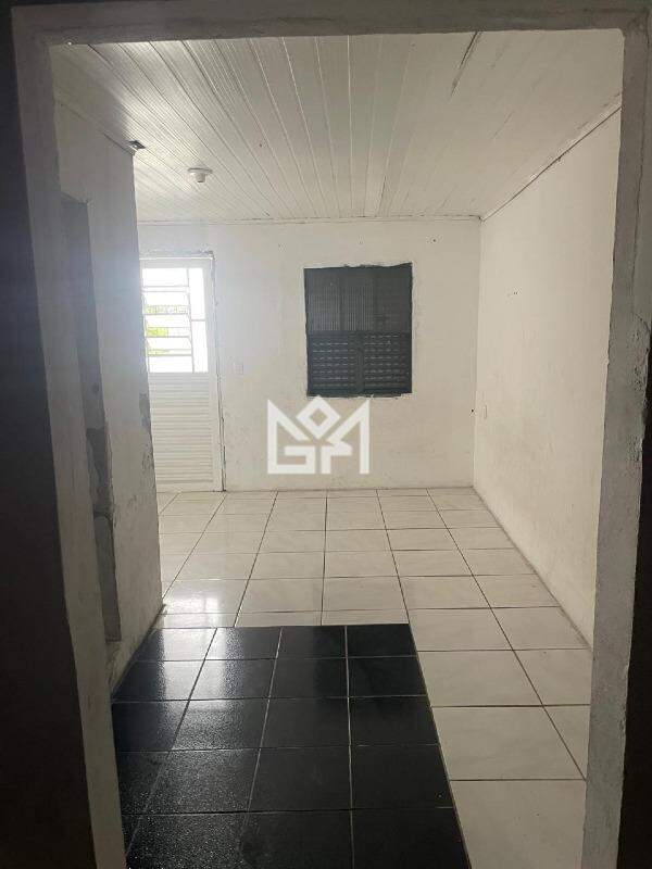 Sobrado com 2 quartos para aluguel, 60m² - Restinga - Porto Alegre: 