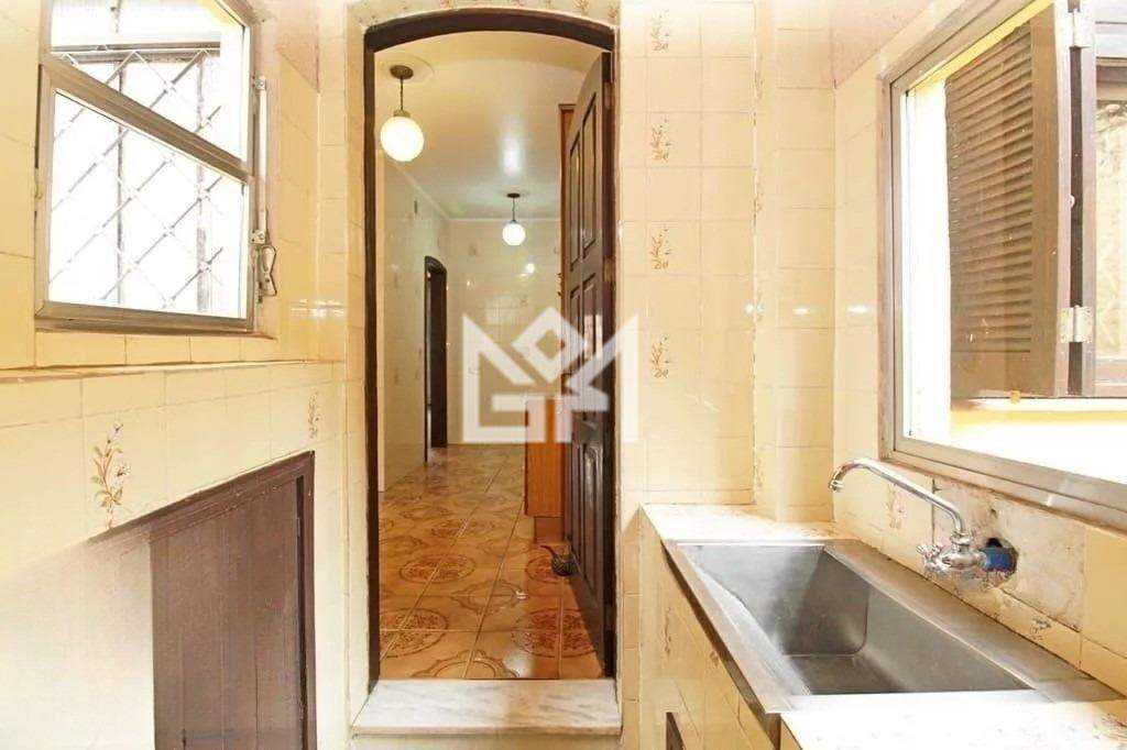 Casa com 3 quartos à venda, 154m² - Passo Da Areia - Porto Alegre: 