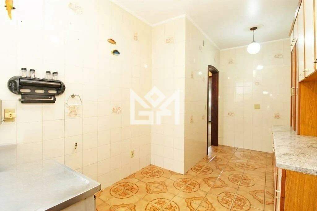 Casa com 3 quartos à venda, 154m² - Passo Da Areia - Porto Alegre: 