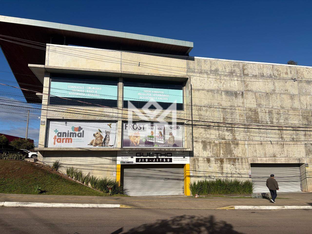 Loja com para aluguel, 350m² - Cavalhada - Porto Alegre: 